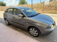 Usado Seat Ibiza Sport 130 CV (95 kW) 2002 Gris / plata Utilitario