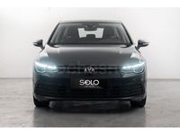 Usado VW Golf VIII Life 110 CV (80 kW) 2024 Gris / plata Berlina