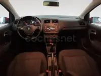 Usado VW Polo 75 CV (55 kW) 2015 Rojo Berlina