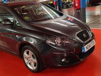Usado Seat Altea XL Style 105 CV (77 kW) 2011 Gris / plata Monovolumen