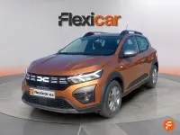 Usado Dacia Sandero Essentiel 91 CV (66 kW) 2023 Naranja Berlina