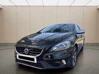 Usado Volvo V40 R-Design Momentum 150 CV (110 kW) 2016 Negro Berlina