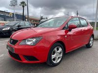 Usado Seat Ibiza Reference 90 CV (66 kW) 2013 Rojo Berlina