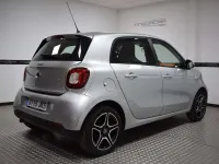 Usado Smart ForFour Passion 71 CV (52 kW) 2016 Gris Utilitario