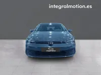 Usado VW Golf VIII Life 110 CV (80 kW) 2024 Gris / plata Berlina
