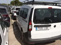 Usado VW Caddy 122 CV (89 kW) 2021 Blanco Monovolumen