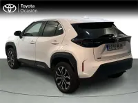 Usado Toyota Yaris Cross Active 116 CV (85 kW) 2023 Blanco SUV