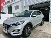 Usado Hyundai Tucson 132 CV (97 kW) 2019 Gris / plata SUV
