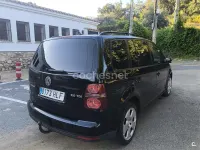 Usado VW Touran Highline 140 CV (102 kW) 2008 Negro Monovolumen