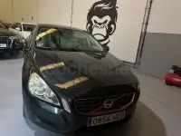 Usado Volvo S60 Kinetic 136 CV (100 kW) 2013 Verde Berlina