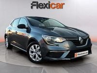 Usado Renault Mégane IV LIMITED 140 CV (102 kW) 2020 Azul Utilitario