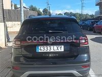 Usado VW T-Cross Advance 95 CV (69 kW) 2022 Negro SUV