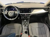 Usado Skoda Kamiq Ambition 110 CV (80 kW) 2022 Azul SUV