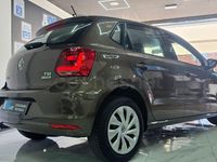 Usado VW Polo Advance 90 CV (66 kW) 2016 Marrón Berlina