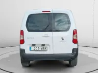 Usado Peugeot Rifter Active 102 CV (75 kW) 2022 Blanco Monovolumen