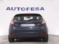 Usado Ford Fiesta Trend 100 CV (73 kW) 2014 Negro Utilitario