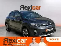 Usado Kia Stonic 100 CV (73 kW) 2019 Gris SUV