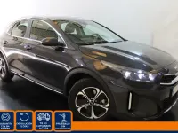 Usado Kia XCeed 141 CV (103 kW) 2024 Gris SUV