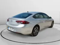 Usado Opel Insignia Selective 110 CV (80 kW) 2019 Gris Berlina