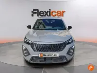 Usado Peugeot 2008 Active 100 CV (73 kW) 2023 Blanco SUV