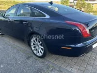Usado Jaguar XJ Premium Luxury 275 CV (202 kW) 2013 Azul Berlina