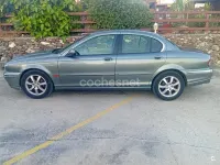 Usado Jaguar X-type Executive 130 CV (95 kW) 2005 Gris / plata Berlina