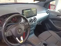 Usado Mercedes B180 109 CV (80 kW) 2016 Rojo Utilitario