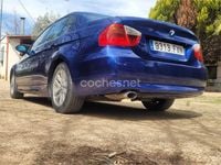 Usado BMW 318 122 CV (89 kW) 2007 Azul Berlina