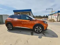 Usado Peugeot 2008 GT-line 130 CV (95 kW) 2020 Naranja SUV