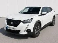 Usado Peugeot 2008 Active 110 CV (80 kW) 2021 Blanco SUV