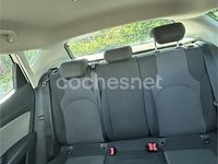 Usado Seat Leon Style 110 CV (80 kW) 2017 Blanco Berlina