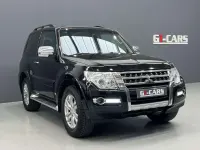 Usado Mitsubishi Montero 200 CV (147 kW) 2015 Negro SUV