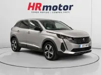 Usado Peugeot 3008 Allure 131 CV (96 kW) 2024 Gris SUV