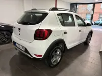 Usado Dacia Sandero Stepway Ambiance 90 CV (66 kW) 2018 Blanco Utilitario