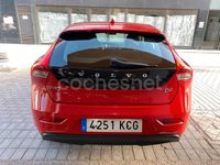 Usado Volvo V40 Inscription 120 CV (88 kW) 2017 Rojo Familiar