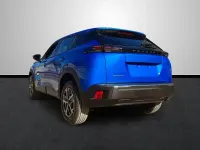 Usado Peugeot 2008 Allure 102 CV (75 kW) 2024 Azul SUV