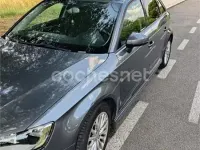 Usado Audi A3 110 CV (80 kW) 2015 Gris / plata Berlina