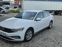 Usado VW Passat 122 CV (89 kW) 2022 Blanco Familiar
