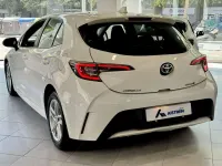 Usado Toyota Corolla Business Edition 122 CV (89 kW) 2021 Blanco Utilitario
