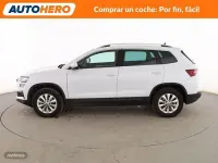 Usado Skoda Karoq Ambition 110 CV (80 kW) 2023 Blanco SUV