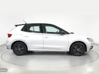 Usado Skoda Fabia Style 95 CV (69 kW) 2022 Plateado Utilitario