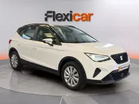 Usado Seat Arona Reference 115 CV (84 kW) 2024 Blanco SUV