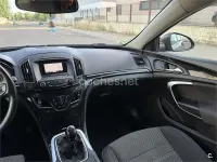 Usado Opel Insignia Business 140 CV (102 kW) 2015 Granate Berlina