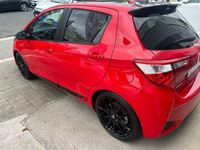 usado Toyota Yaris 100H 1.5 GR-Sport