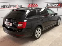 Usado Skoda Octavia LAURIN & KLEMENT 180 CV (132 kW) 2017 Azul Familiar