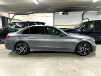 Usado Mercedes C200 160 CV (117 kW) 2020 Gris / plata Berlina