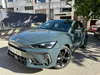 Usado Cupra Leon 150 CV (110 kW) 2025 Gris / plata Berlina