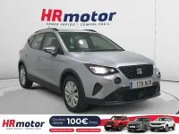 Usado Seat Arona Style 110 CV (80 kW) 2024 Gris SUV