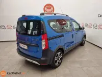 Usado Dacia Dokker Essentiel 95 CV (69 kW) 2018 Azul Monovolumen