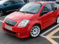 Usado Citroën C2 125 CV (91 kW) 2005 Rojo Utilitario